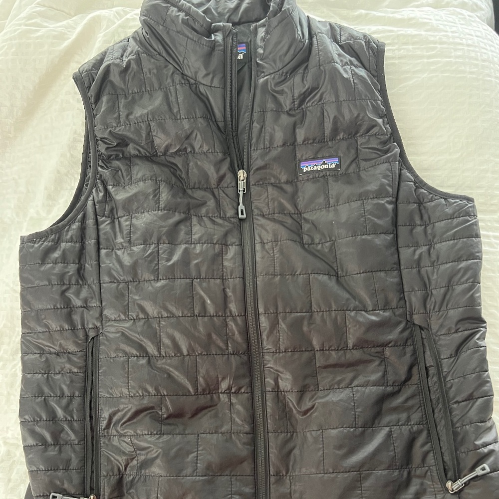 Women’s Patagonia nano puffer black vest xl